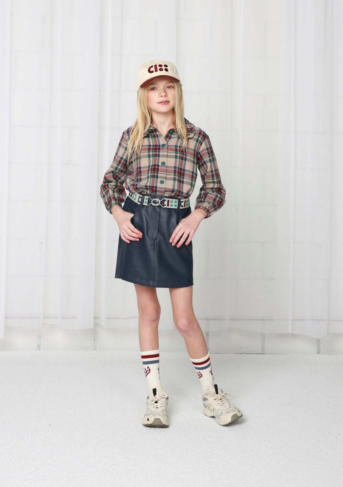 Rok - Vegan Leather